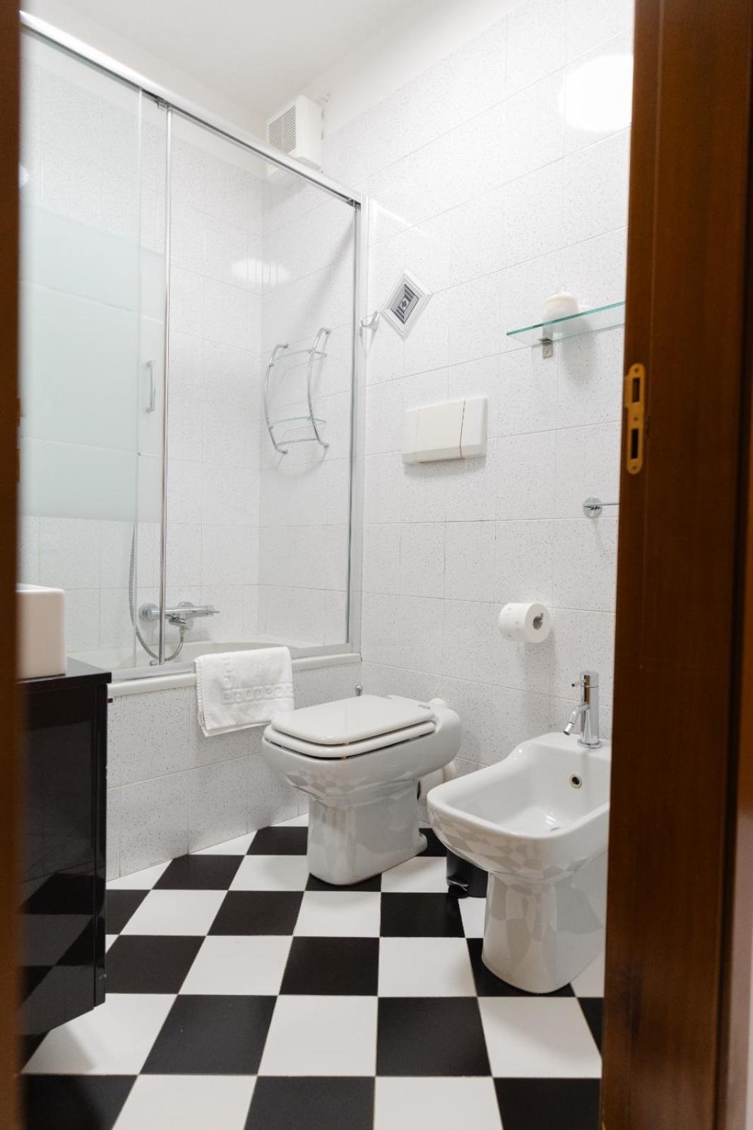 Claire Rose B&B Matera Bagian luar foto
